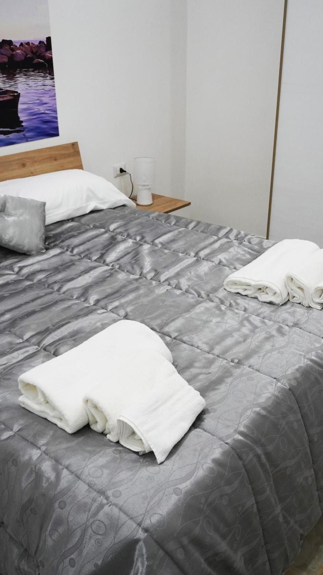 Da Tonino Luxury Apartments Napoli Eksteriør billede