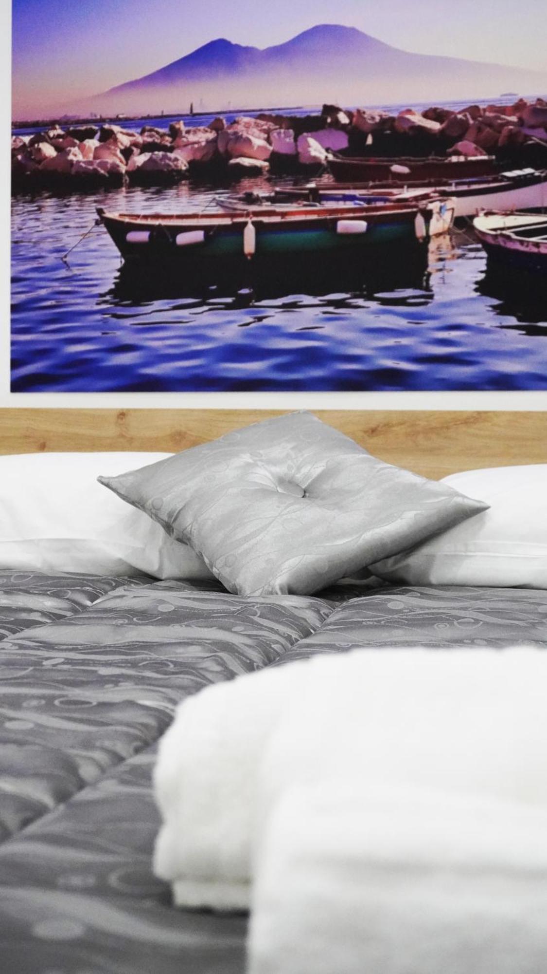 Da Tonino Luxury Apartments Napoli Eksteriør billede