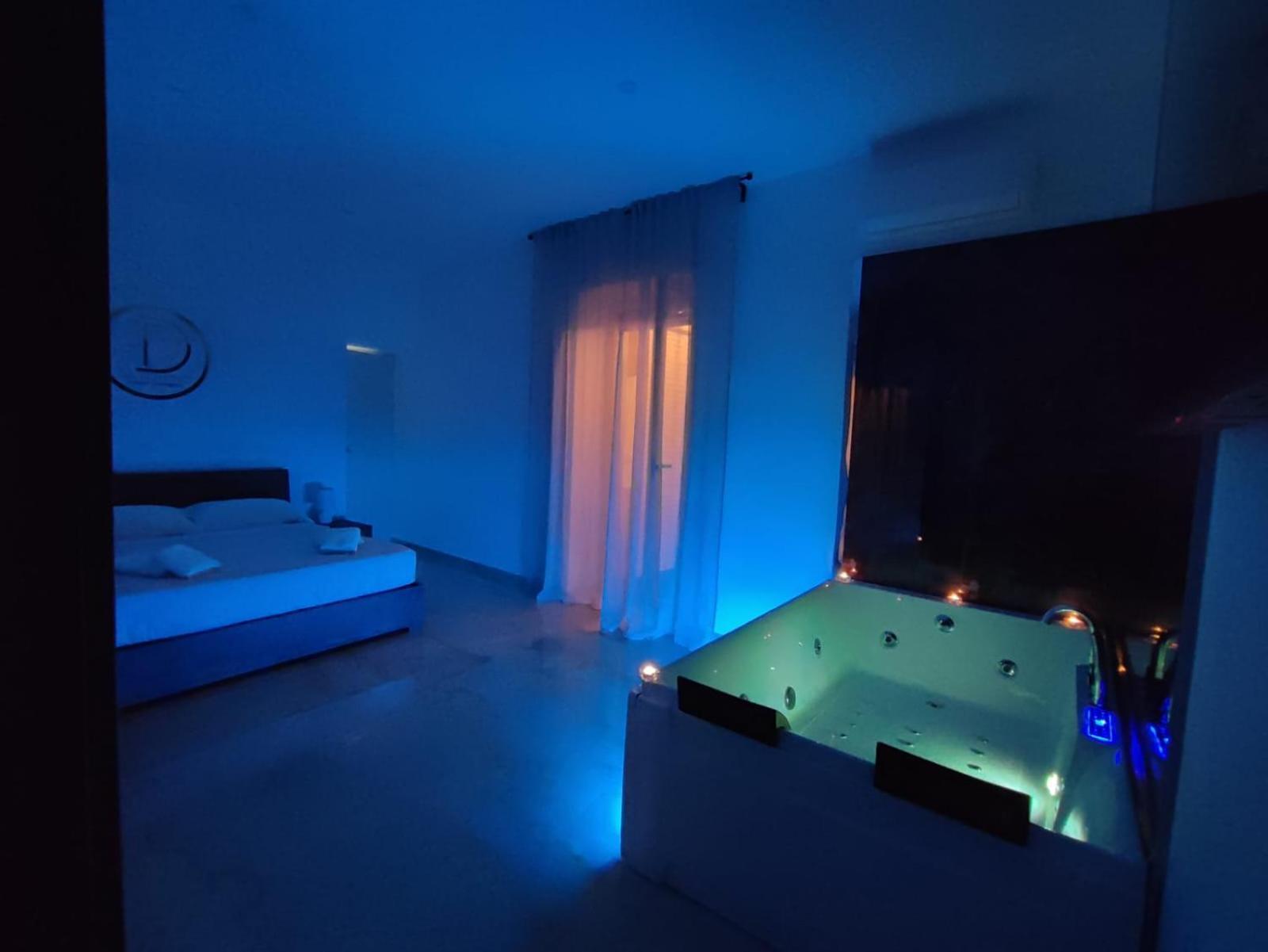 Da Tonino Luxury Apartments Napoli Eksteriør billede